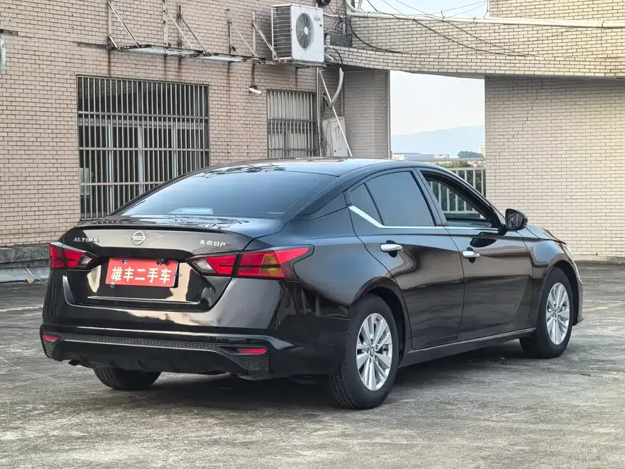 Nissan Altima Teana 2021 2.0L XE Fashion Edition 2022 — миниатюра 4