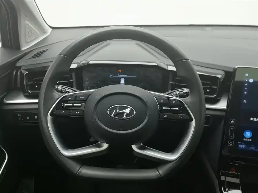 Hyundai Custo Kustu 2024 270TGDi LUX Premium Edition 2025 — миниатюра 5