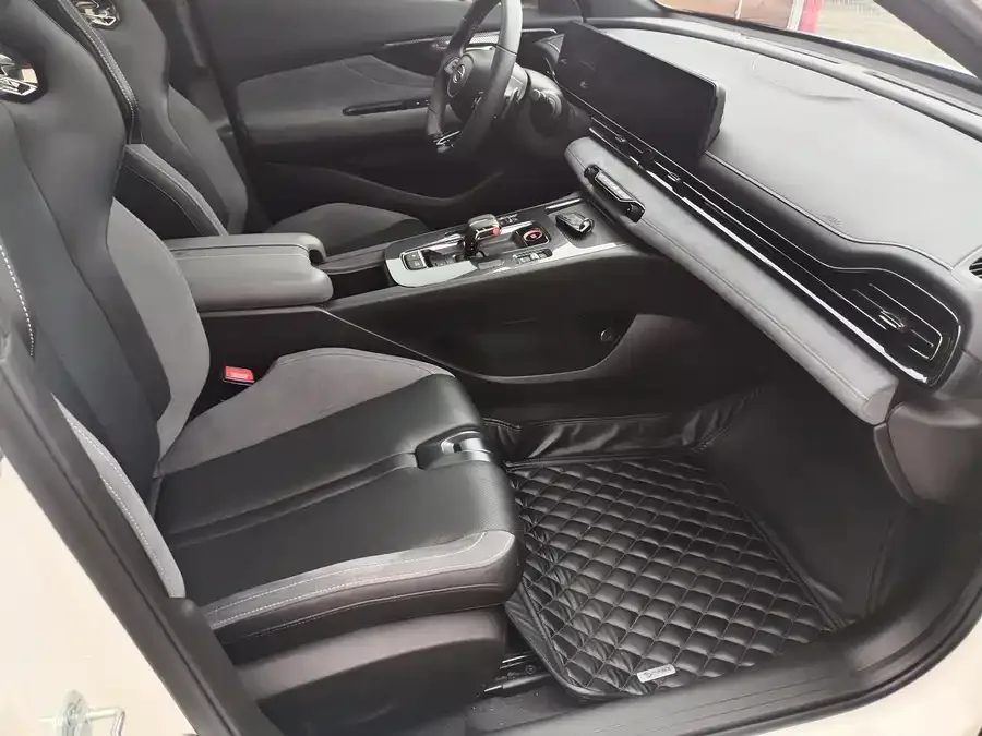 GAC Trumpchi Shadow Leopard Shadow Leopard 2023 400T Automatic R PRO 2023 — миниатюра 2