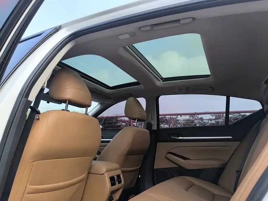 Nissan Altima 2022 Teana 2.0L XL-TLS Enjoy Edition 2023 — миниатюра 5