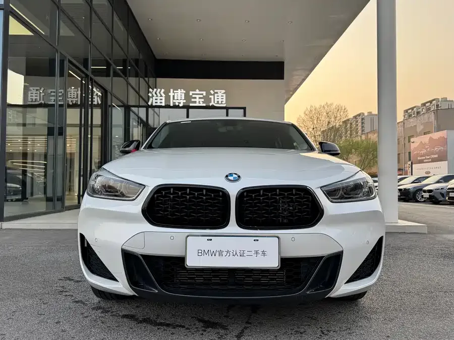 BMW X2 2023 sDrive25i M Sport Night Edition 2023 — миниатюра 3