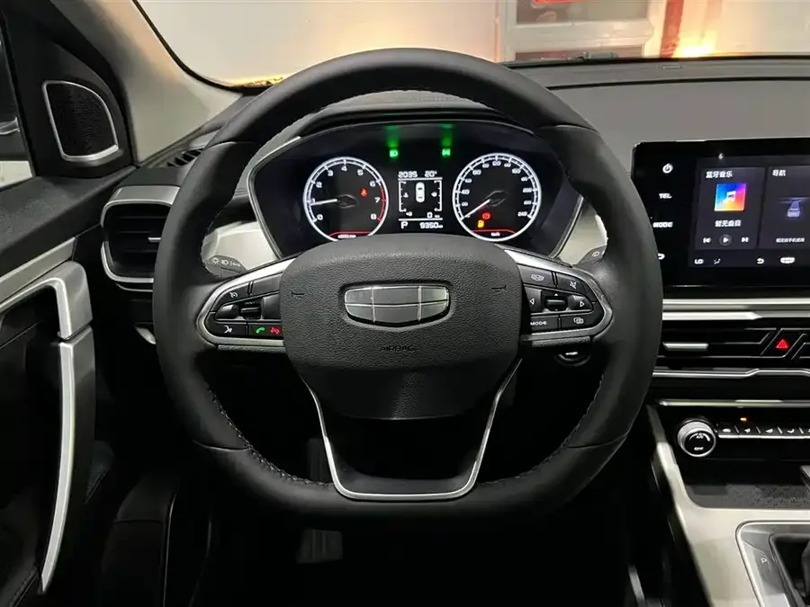 Geely Coolray SX11 Geely Binyue 2025 1.5L CVT Super Power 2025 — миниатюра 4