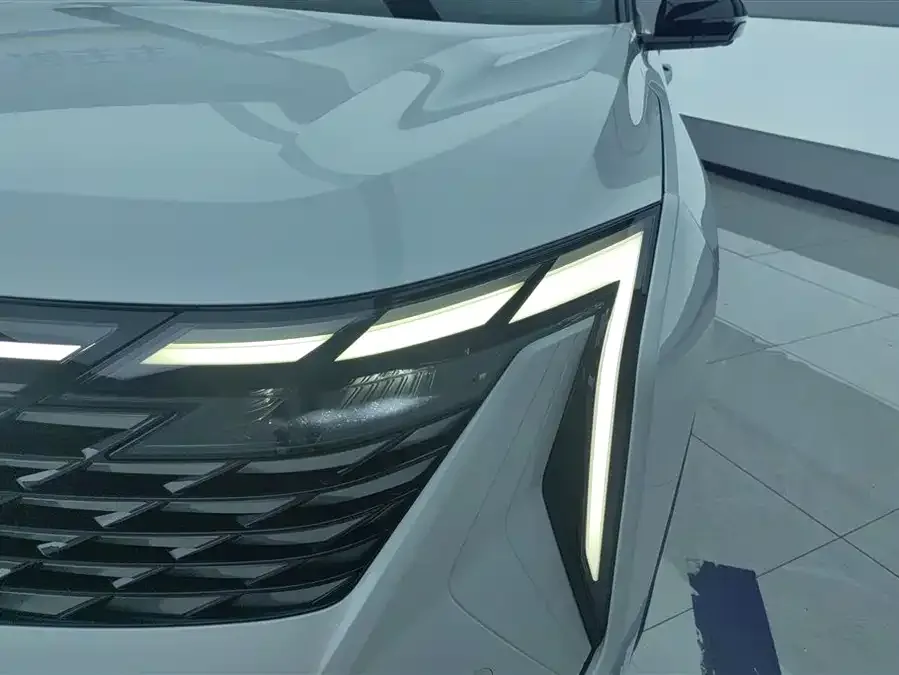 Geely Atlas L Boyue L 2023 1.5TD DCT Premium Edition 2024 — миниатюра 2