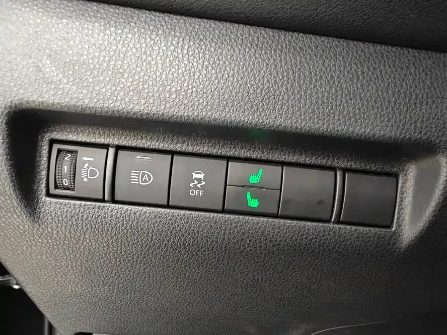 Toyota Lingfang HARRIER Lingfang Harrier 2023 2.0L CVT 2WD Progressive Edition 2023 — миниатюра 5
