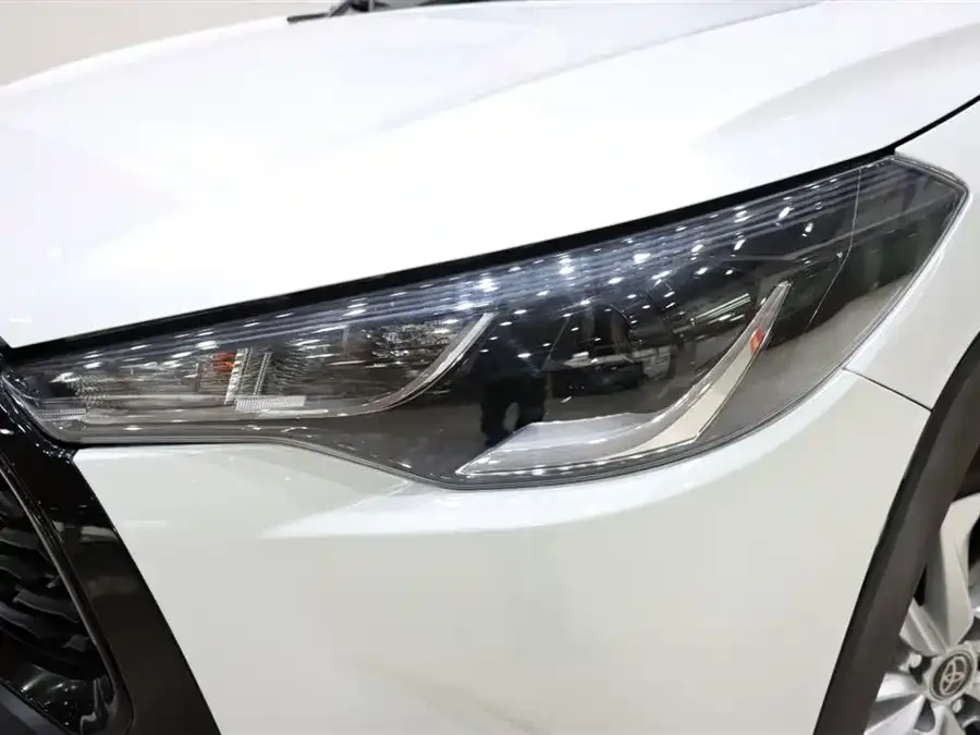 Toyota Corolla Corolla Sharp 2024 2.0L Elite Edition 2025 — миниатюра 4