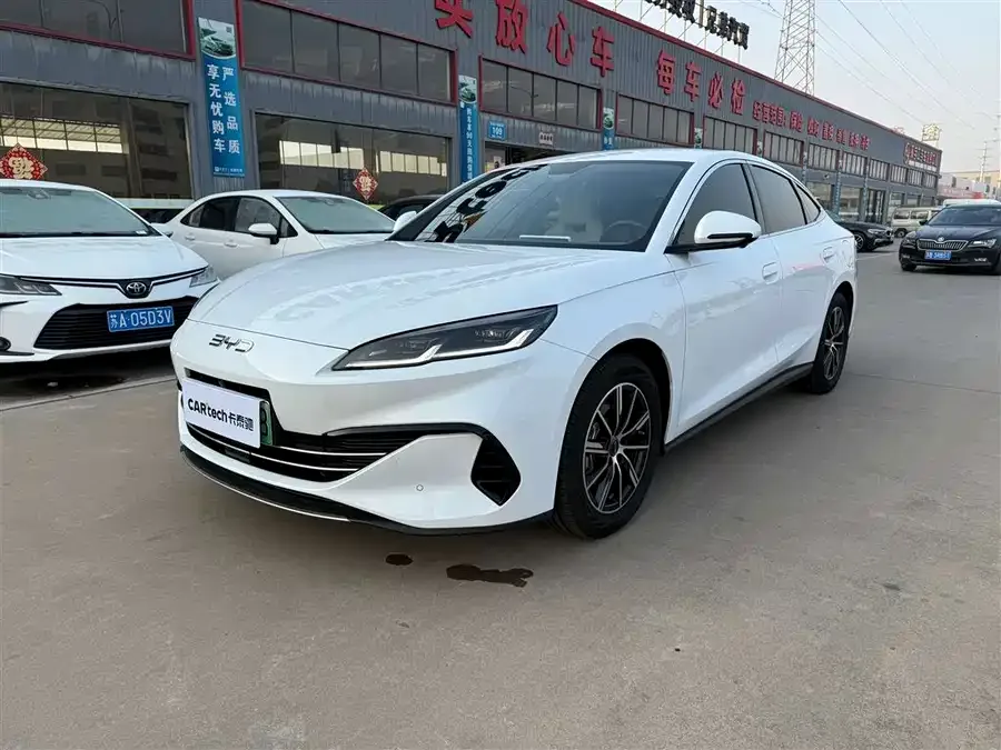 BYD Seal 06 Seal 06 2024 DM-i 80KM Premium 2025 — фото 1, купить с доставкой в Москву