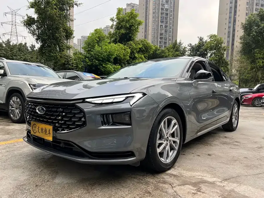 Ford Mondeo 2022 Mondeo EcoBoost 245 Luxury 2023 — фото 1, купить с доставкой в Москву