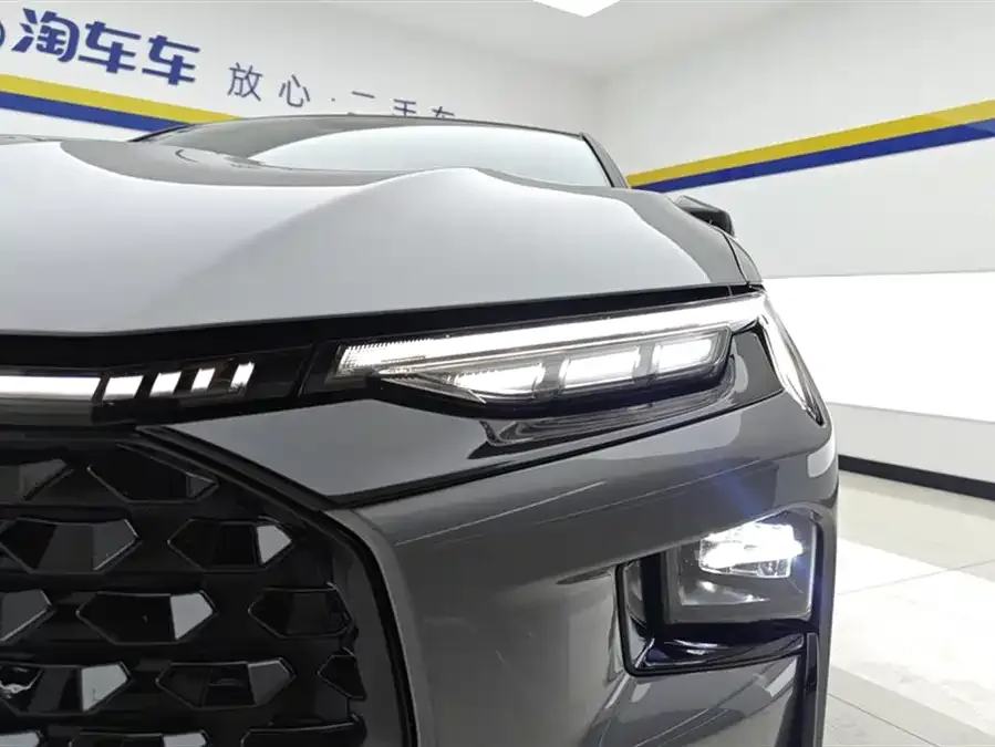 Ford Mondeo 2022 Mondeo EcoBoost 245 Extreme Edition 2022 — миниатюра 2