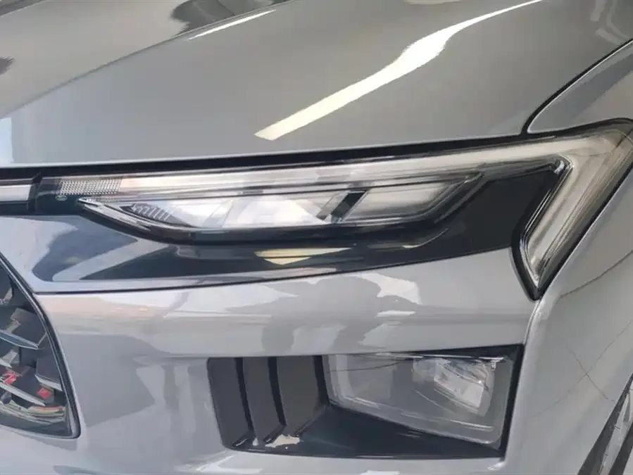 Ford Mondeo Mondeo 2022 facelift EcoBoost 245 luxury model 2023 — миниатюра 2