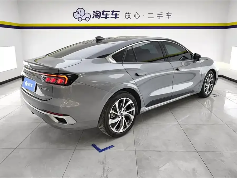 Ford Mondeo Mondeo 2022 EcoBoost 245 Extreme Edition 2023 — миниатюра 3