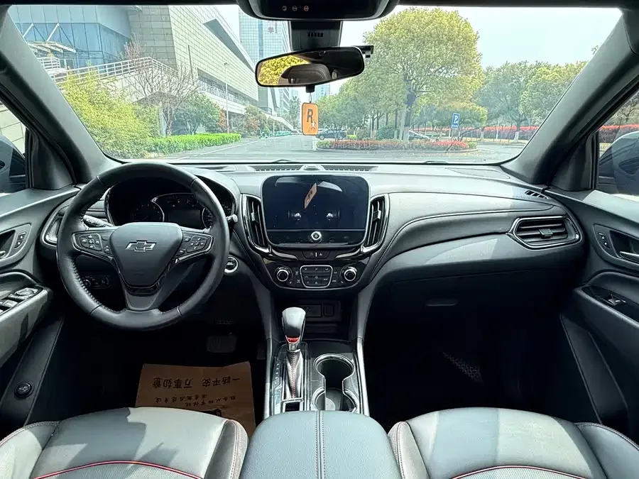 Chevrolet Equinox Explorer 2022 light hybrid 550T RS smart expansion version 2022 — миниатюра 3