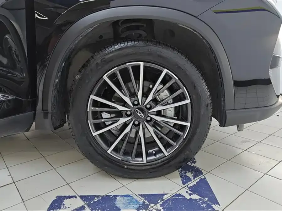 Chery Tiggo 8 PRO Tiggo 8 PRO 2024 Champion Edition 290T 2WD Shining Edition 5 Seaters 2024 — миниатюра 2