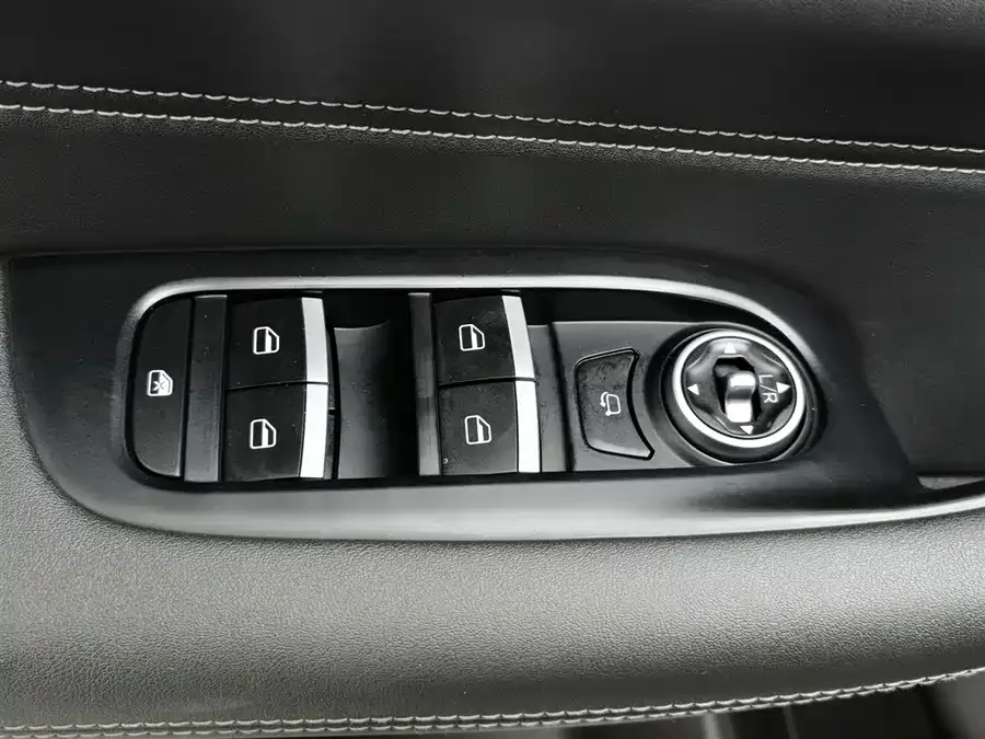 Chery Tiggo 8 Tiggo 8 2021 Kunpeng Edition 390TGDI Automatic Swinging Edition 2022 — миниатюра 3