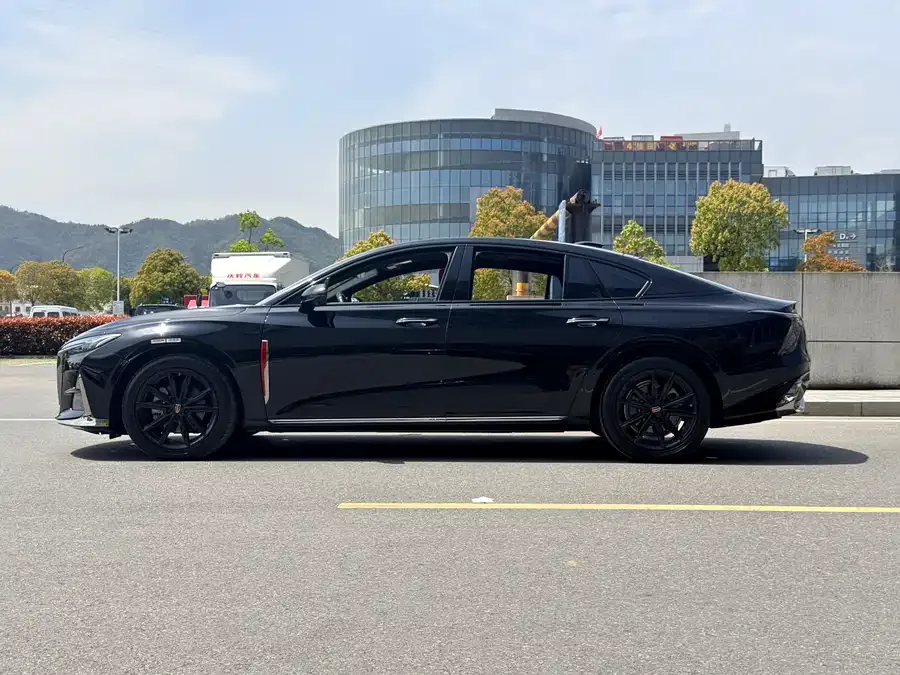 Hongqi H6 Hongqi H6 2023 2.0T Luxury Edition 2023 — миниатюра 4