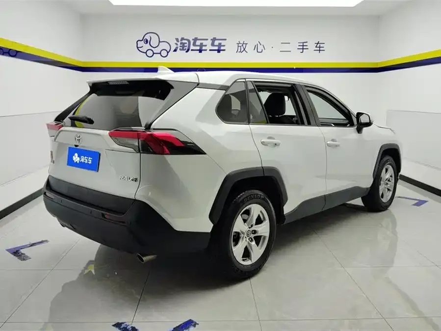 Toyota RAV4 RAV4 Rongfang 2024 2.0L CVT 2WD Urban Edition 2025 — миниатюра 3