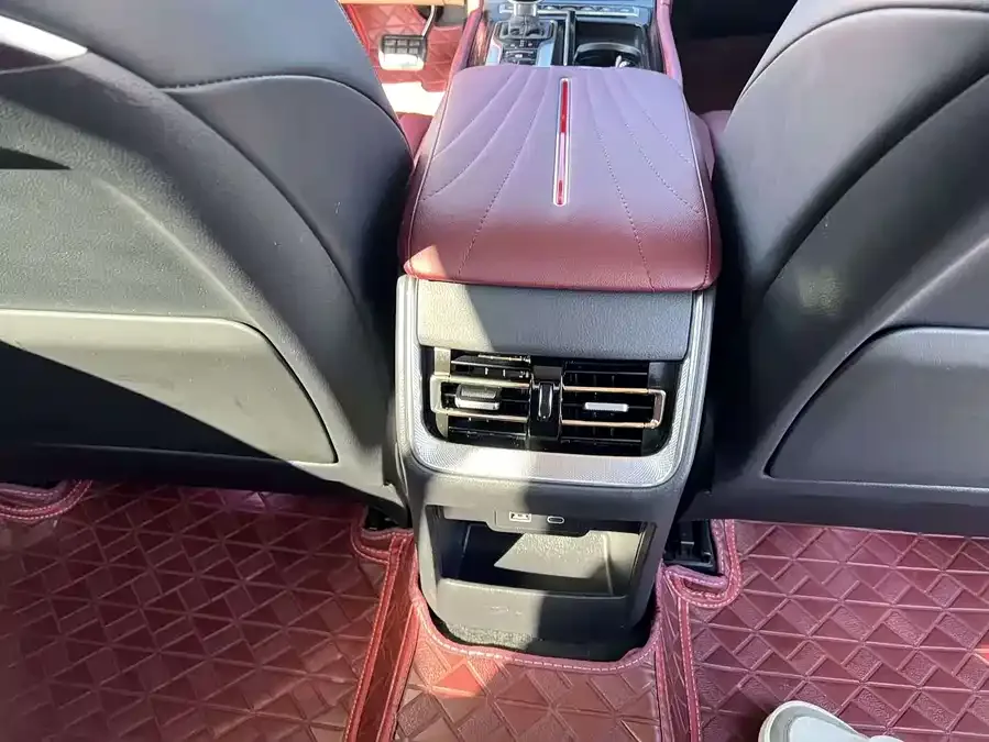 Hongqi H5 Hongqi H5 2023 1.5T DCT Zhilian Qiyun Edition 2024 — миниатюра 4