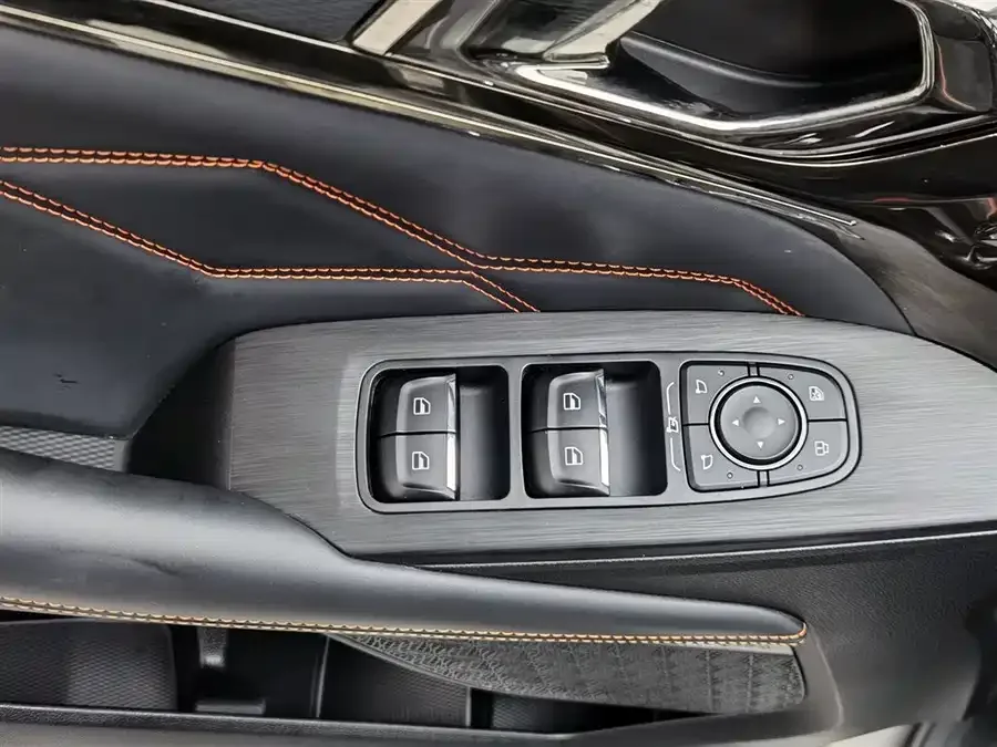 Haval Shenshou Haval Shenshou 2022 2.0T Zhizun 4WD Edition 2022 — миниатюра 3
