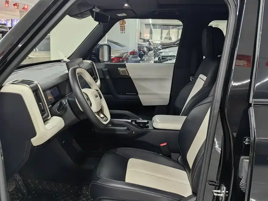 iCAR 03T iCAR 03T 2024 501km 4WD long range version 2025 — миниатюра 4