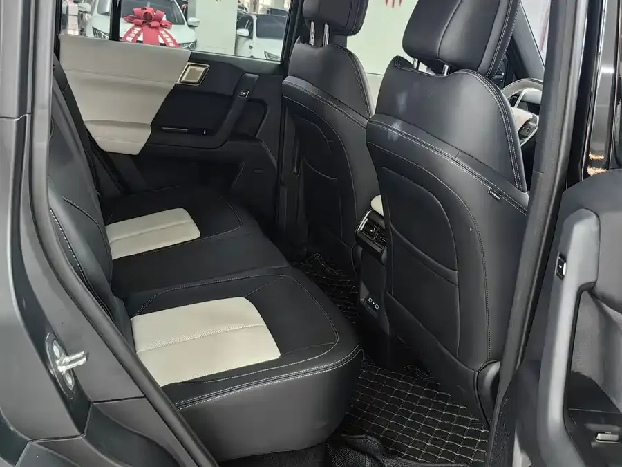 iCAR 03T iCAR 03T 2024 501km 4WD long range version 2025 — миниатюра 5