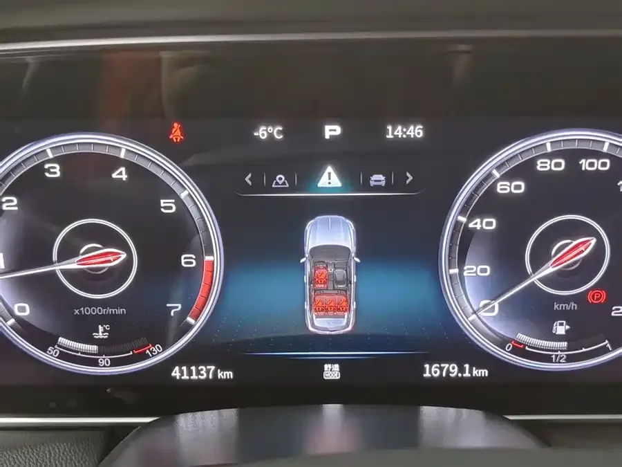 Hongqi HS5 Hongqi HS5 2022 facelift 2.0T Zhilian Qixiang Edition 2023 — миниатюра 4
