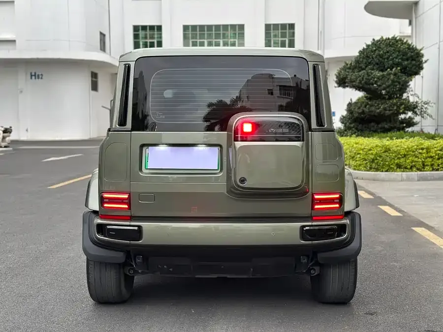 iCAR Super V23 iCAR Super V23 2025 401 Two-Wheel Drive Advanced Edition 2025 — миниатюра 2