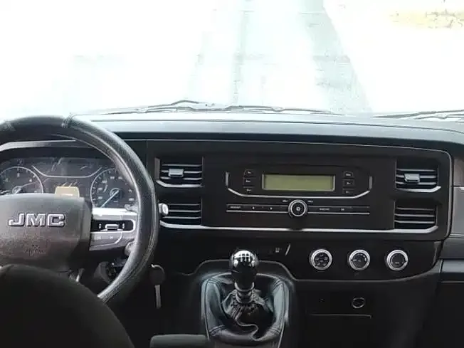 Jiangling Fushun Jiangling Fushun 2025 2.0T 6MT diesel short-axle basement version commercial multi-purpose passenger car 5/6 seats 2025 — миниатюра 4