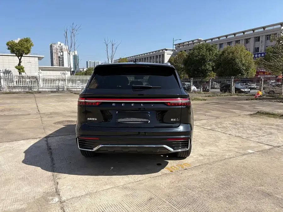 Geely Monjaro Geely Xingyue L 2026 Oriental Yao 2.0TD Automatic Star Edition 2025 — миниатюра 2