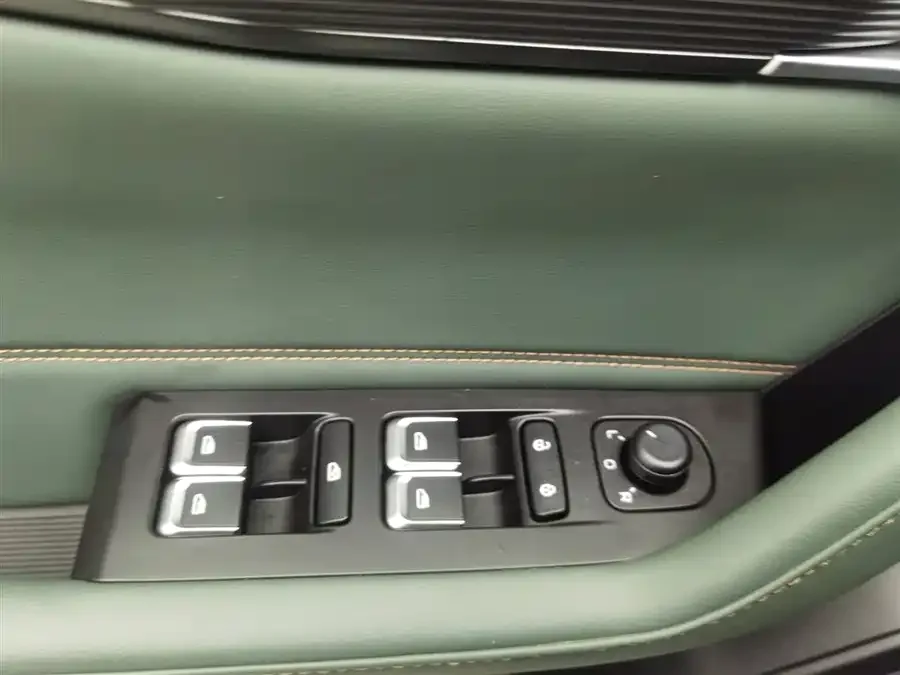 Geely Haoyue L Haoyue L 2023 2.0T DCT Luxury Edition 2024 — миниатюра 3