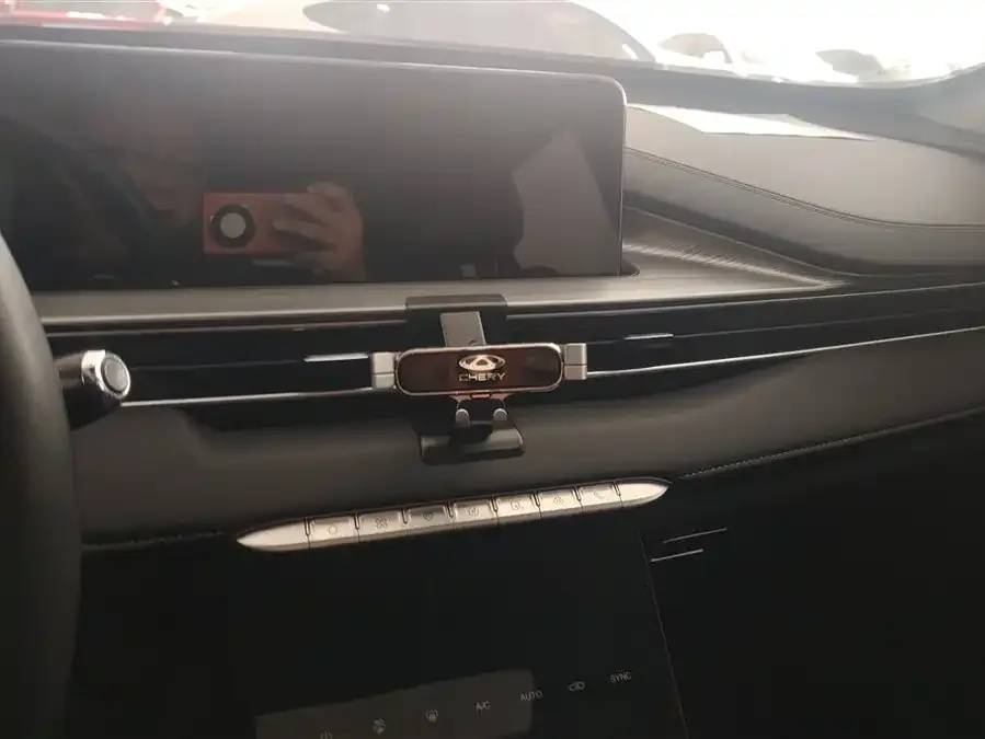 Chery Tiggo 8 PLUS Tiggo 8 PLUS 2022 290TGDI DCT luxury version 2022 — миниатюра 4