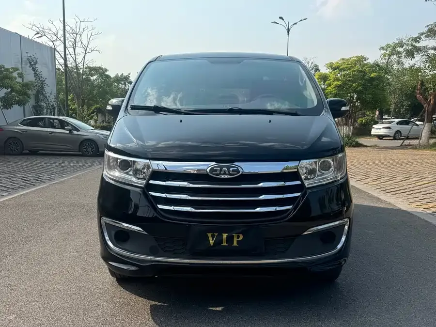 JAC Refine Ruifeng M3 Refine M3 2024 PLUS 2.0L HEV Intelligent Edition 2024 — фото 1, купить с доставкой в Москву
