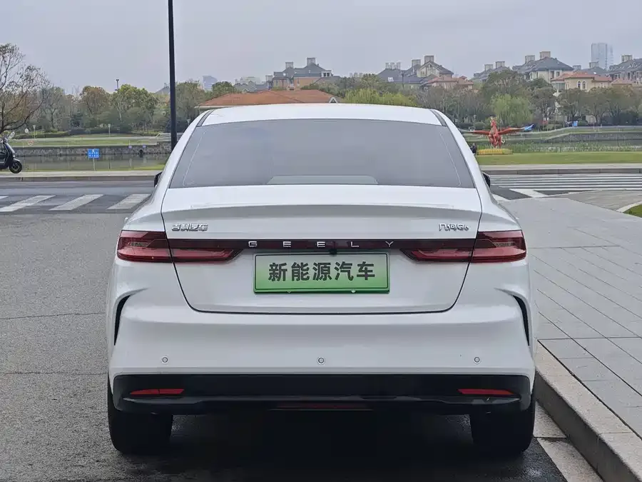 Geely G6 Geely Geometry G6 2024 500KM Premium Model 2023 — миниатюра 2