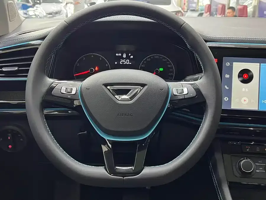Jetta VS5 Jetta VS5 2023 280TSI Automatic High-gloss Enjoyment Edition 2023 — миниатюра 3