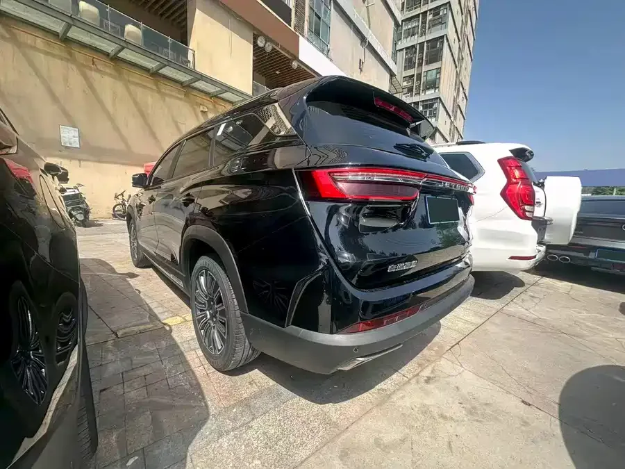 Jetour X90 PRO JETOUR X90 PRO 2024 1.6T DCT Luxury Edition 7 Seaters 2024 — миниатюра 5