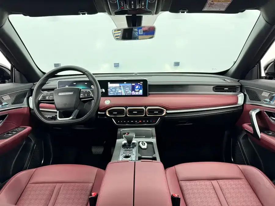 Jetour X70 PLUS JETOUR X70 PLUS 2025 Champion Edition 1.5T DCT Champion MAX 5 Seaters 2025 — миниатюра 3