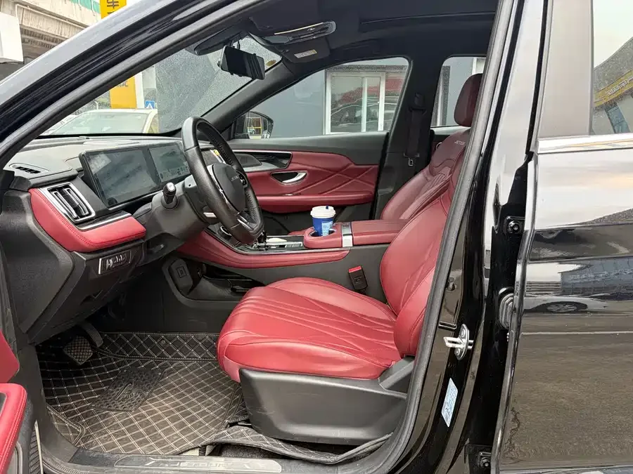 Jetour X70 PLUS JETOUR X70 PLUS 2025 1.5T Luxury Edition 5 Seaters 2024 — миниатюра 3