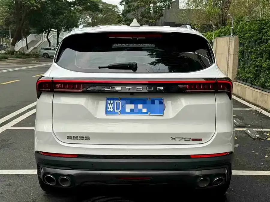 Jetour X70 PLUS JETOUR X70 PLUS 2021 1.6T DCT Star 5 Seater 2022 — миниатюра 2