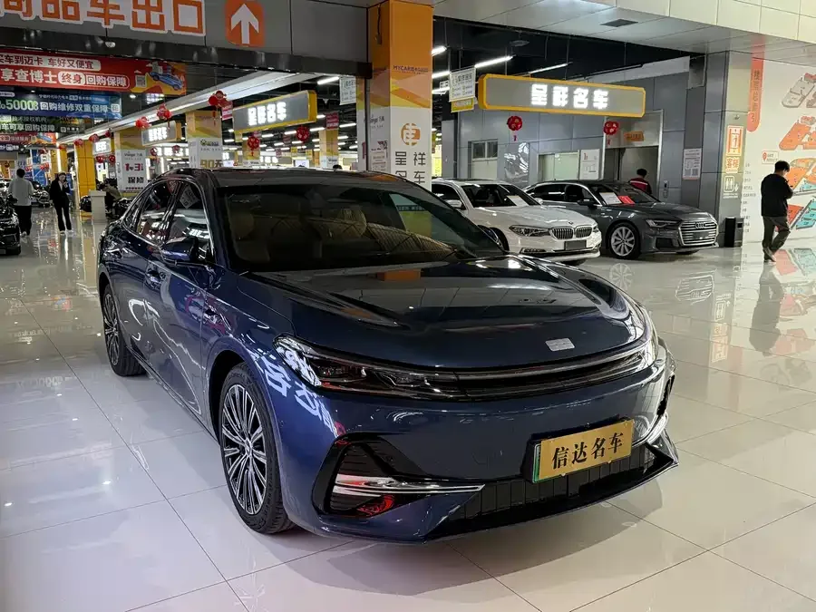 Geely Galaxy A7 Galaxy A7 2025 EM-i 150km Starship Edition 2025 — миниатюра 3