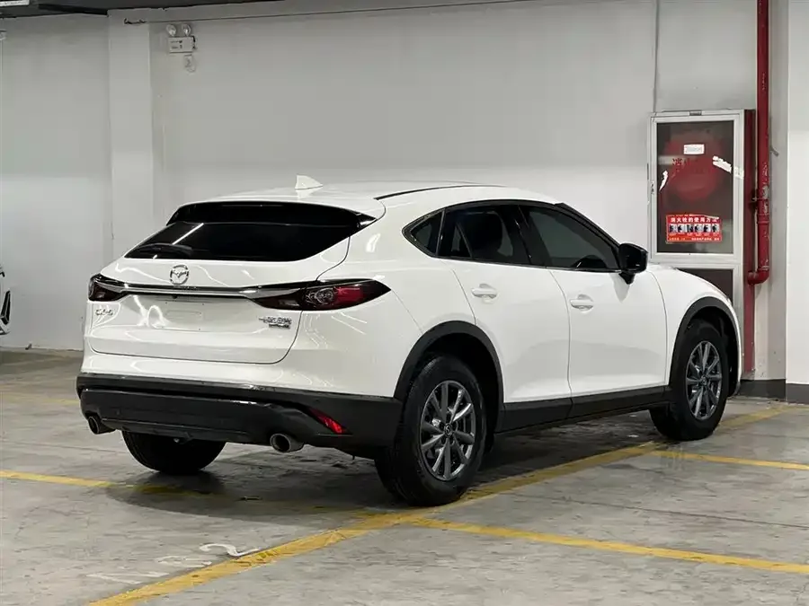 Mazda CX-4 2021 2.0L Automatic 2WD Blue Sky Vitality Edition 2022 — миниатюра 2