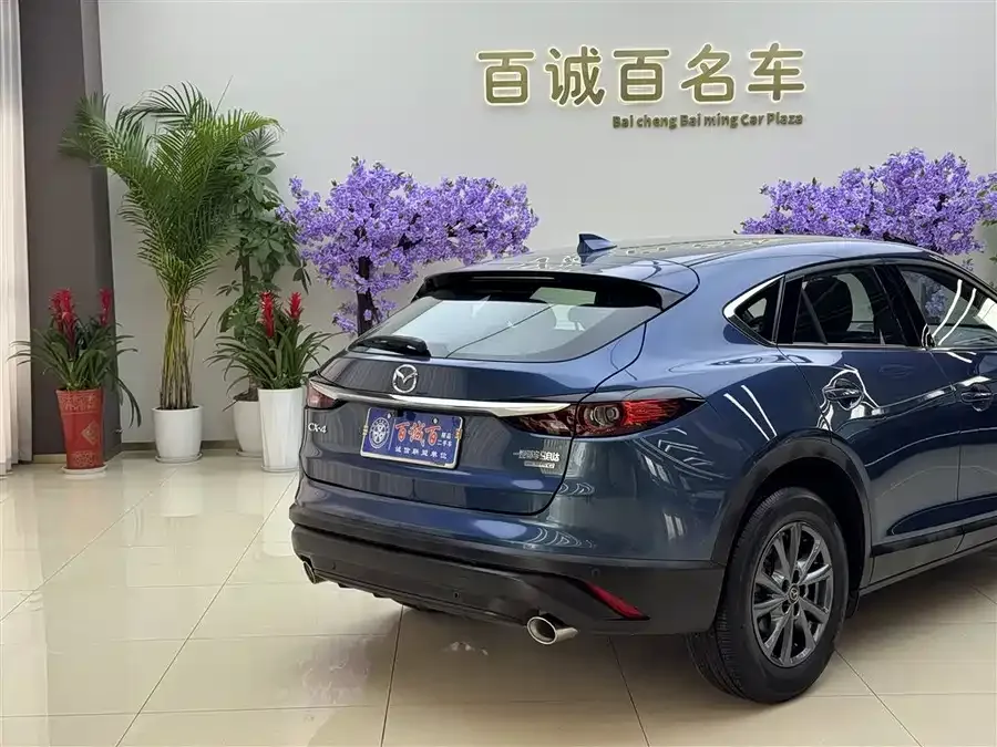 Mazda CX-4 2021 2.0L Automatic 2WD Blue Sky Vitality Edition 2022 — миниатюра 4