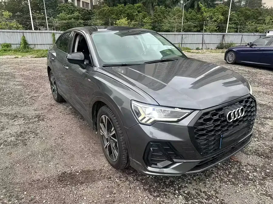 Audi Q3 Sportback 2022 40 TFSI Fashion Edition 2022 — миниатюра 3