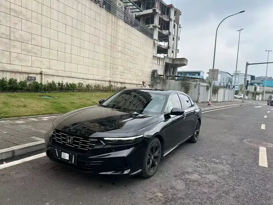Honda Accord Accord 2025 Sports Series 260TURBO Luxury Edition 2025 — фото 1, купить с доставкой в Москву