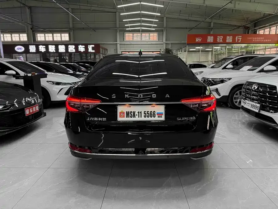 Skoda SuperB Super 2022 TSI280 DSG Exclusive Edition 2022 — миниатюра 2