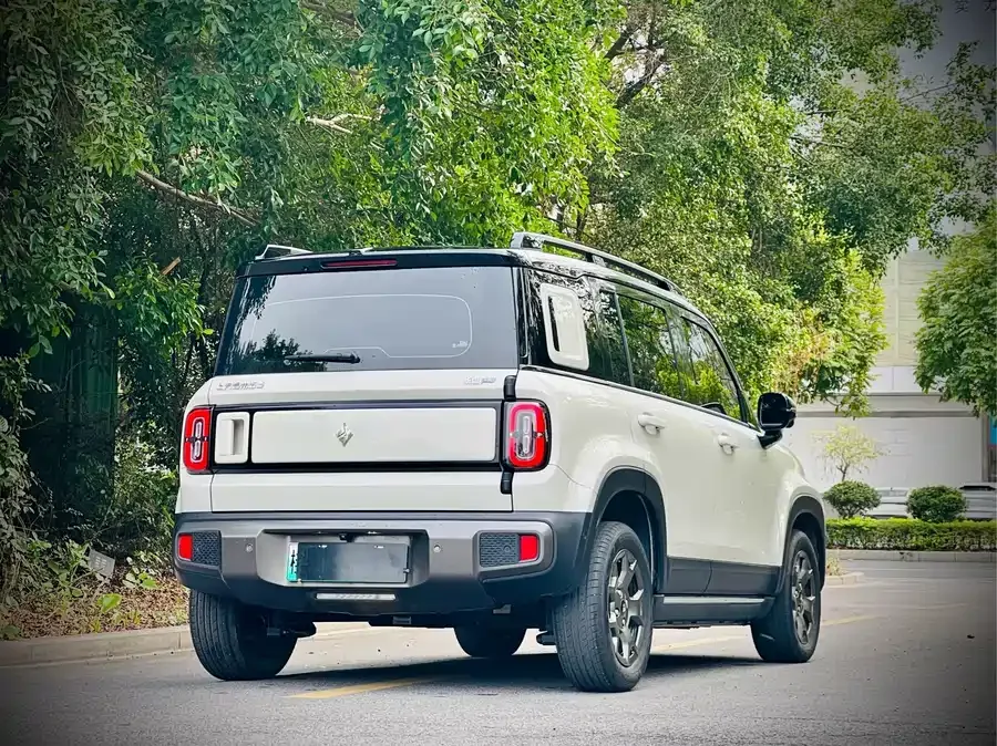 Baojun Yueya Plus Baojun Yueye Plus 2024 Zhizun Edition 4 Seaters 2024 — миниатюра 2