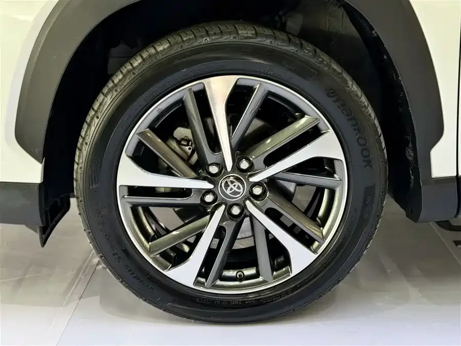 Toyota Frontlander Fenglanda 2022 2.0L CVT Luxury PLUS Edition 2022 — миниатюра 5