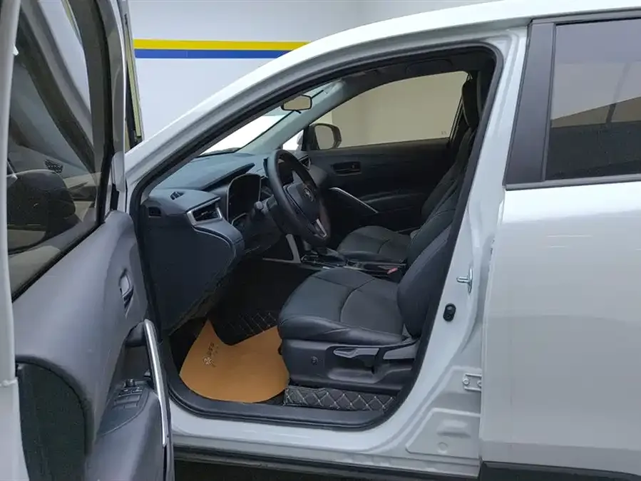 Toyota Frontlander Fenglanda 2024 2.0L CVT Elite Plus Edition 2025 — миниатюра 3