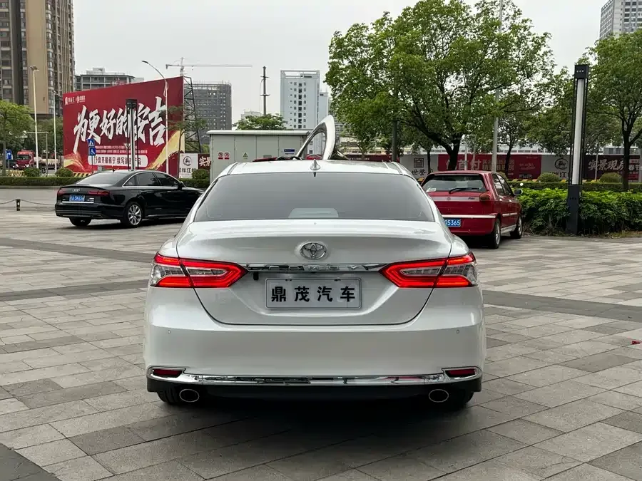 Toyota Camry Camry 2023 2.0G Deluxe Edition 2023 — миниатюра 2