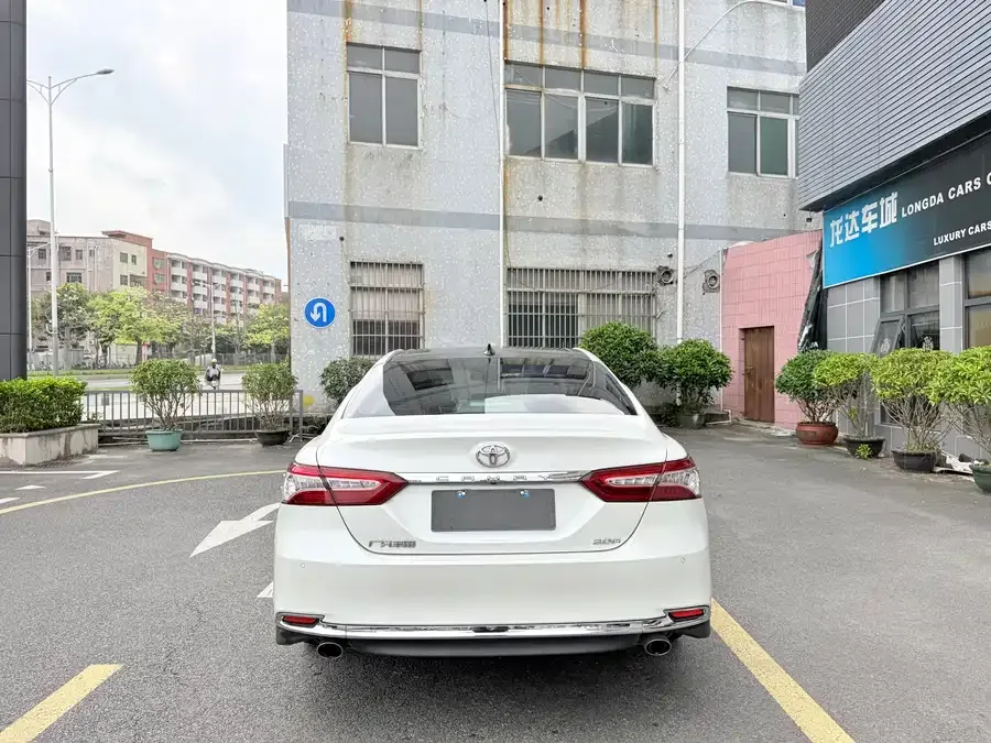 Toyota Camry Camry 2023 2.0G Deluxe Edition 2023 — миниатюра 2