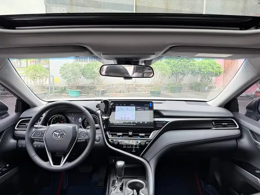 Toyota Camry Camry 2023 2.0G Deluxe Edition 2023 — миниатюра 4
