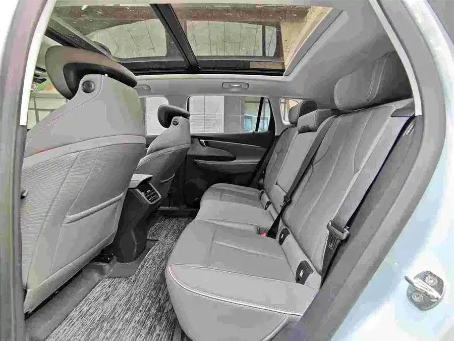 Buick E5 2023 Premium Standard Range Edition 2023 — миниатюра 4