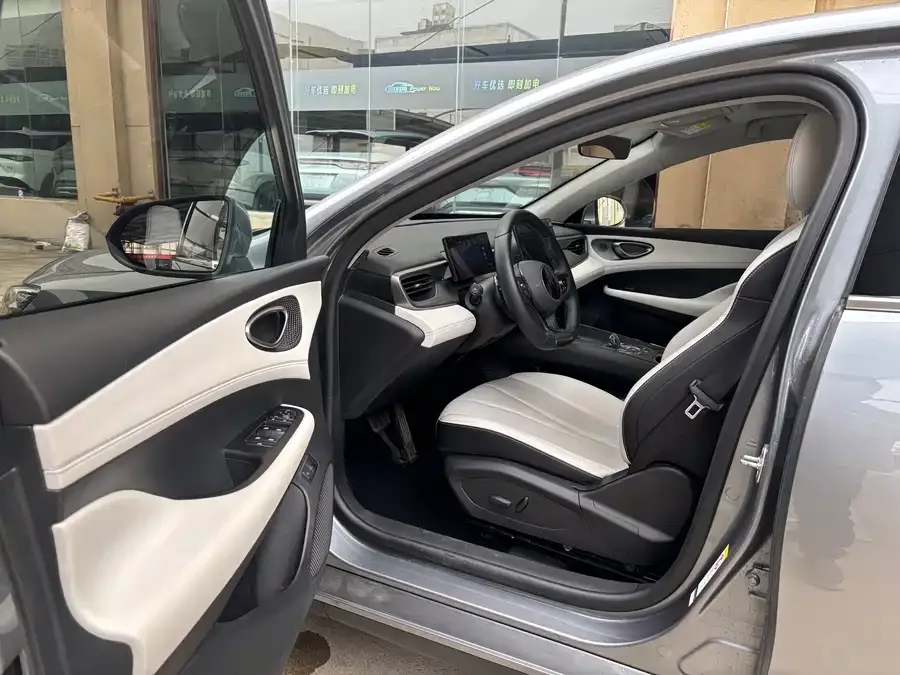 BYD seal 05 DM-i Seal 05 DM-i 2025 DM-i Intelligent Driving Edition 120KM Flagship Model 2025 — миниатюра 3
